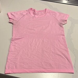 Lululemon Swiftly Light Pink Short Sleeve Women's Active Tee